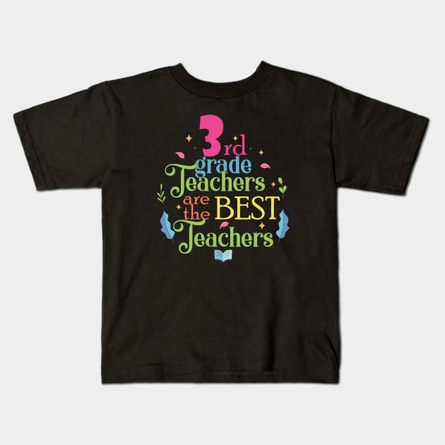 3rd grade teachers Kids T-Shirt by Didier97